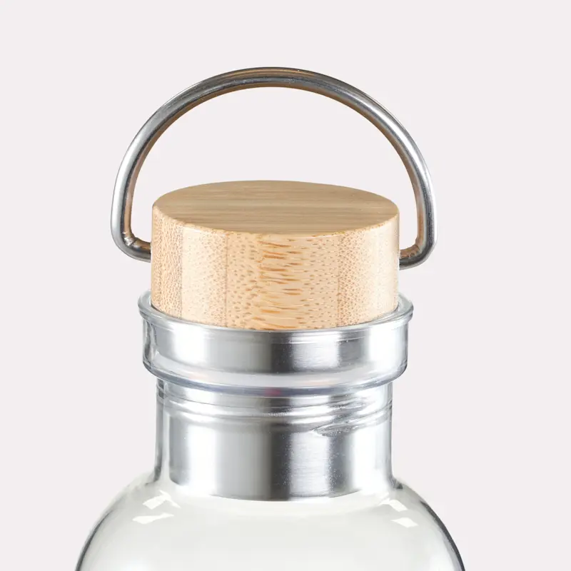 Bouteille en RPET avec couvercle en bambou – Image 3