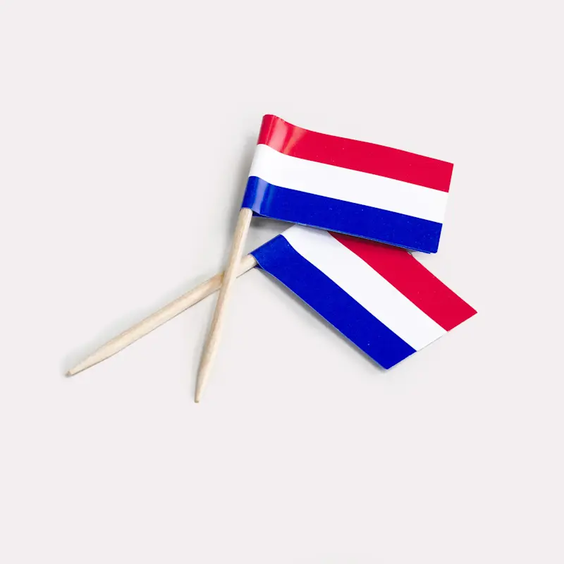 Pique apéro avec drapeau – Image 6