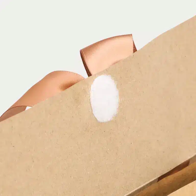 Sac cadeaux en papier avec ruban – Image 9