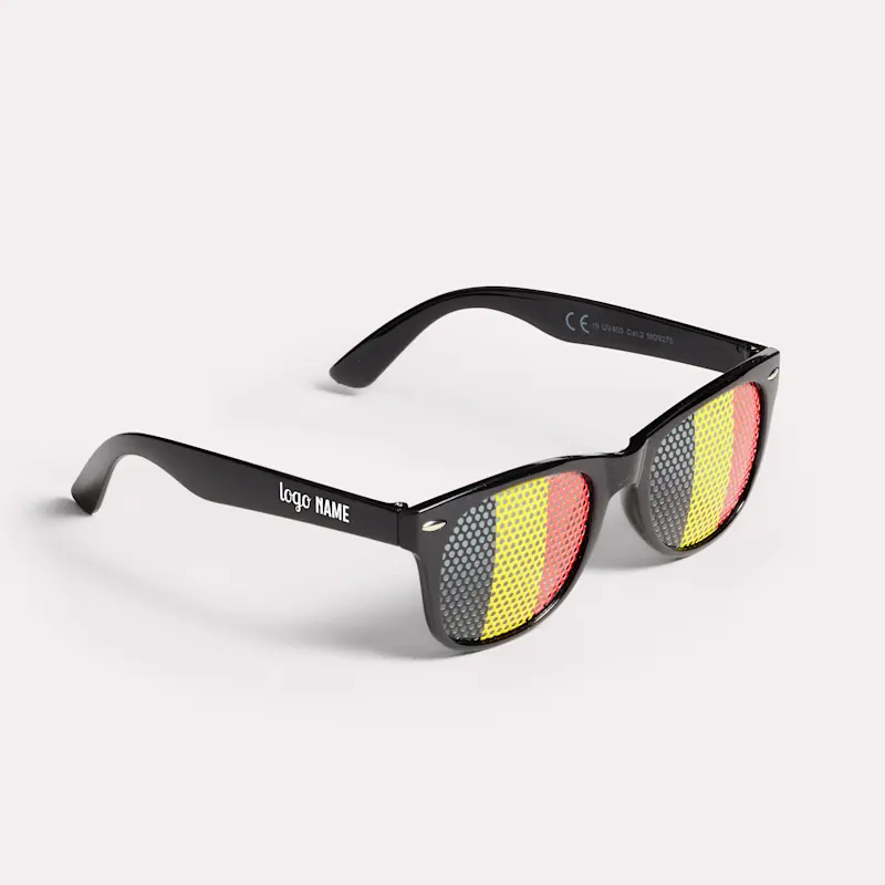 Lunettes de soleil avec drapeau – Image 2