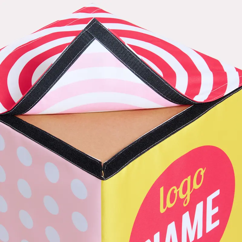 Siège cube en carton – Image 6