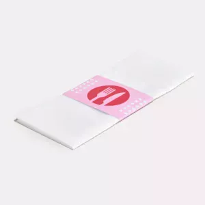 Serviette pliée en pochette à couverts (Airlaid)